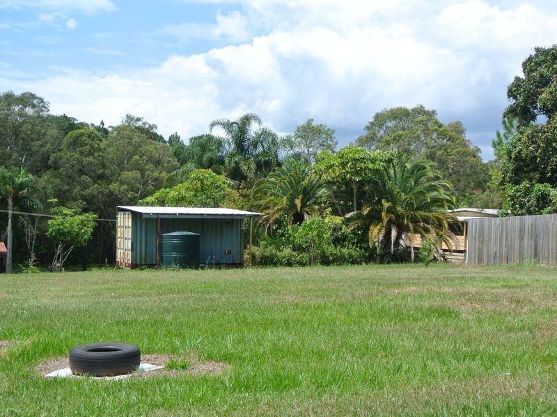 57 Hastings Tce, Macleay Island QLD 4184