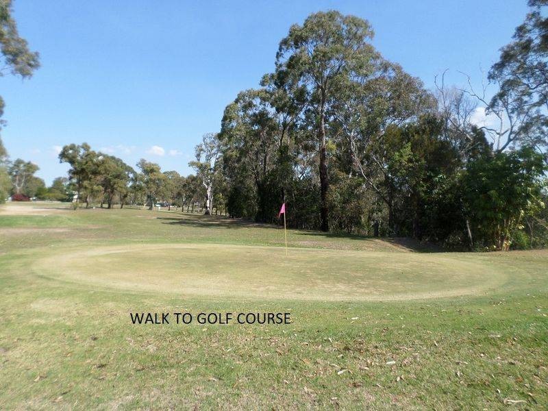 8 Boat Harbour Avenue, Macleay Island QLD 4184