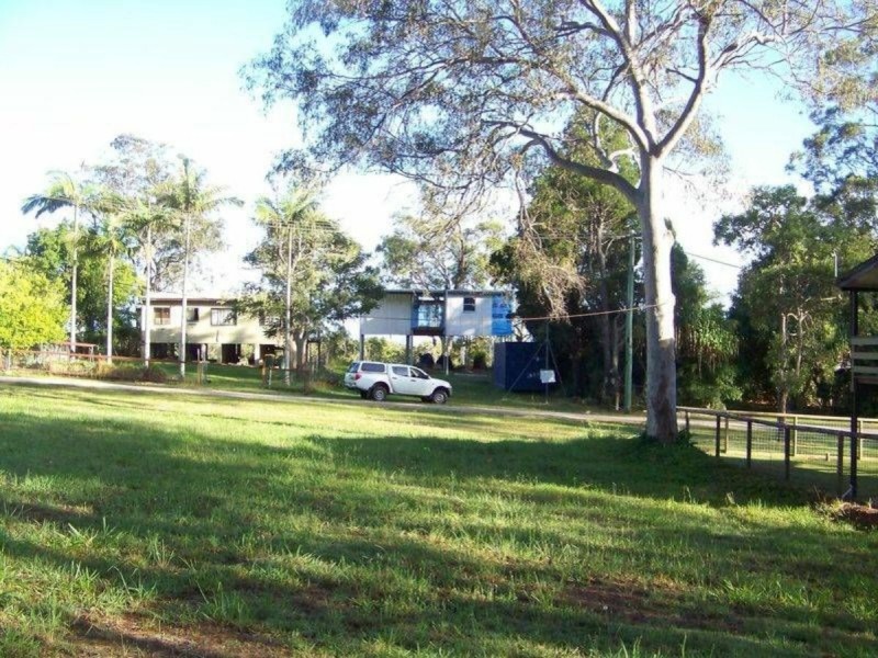 23 Pier Haven, Lamb Island QLD 4184