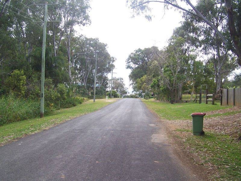 153 Lucas Drive, Lamb Island QLD 4184