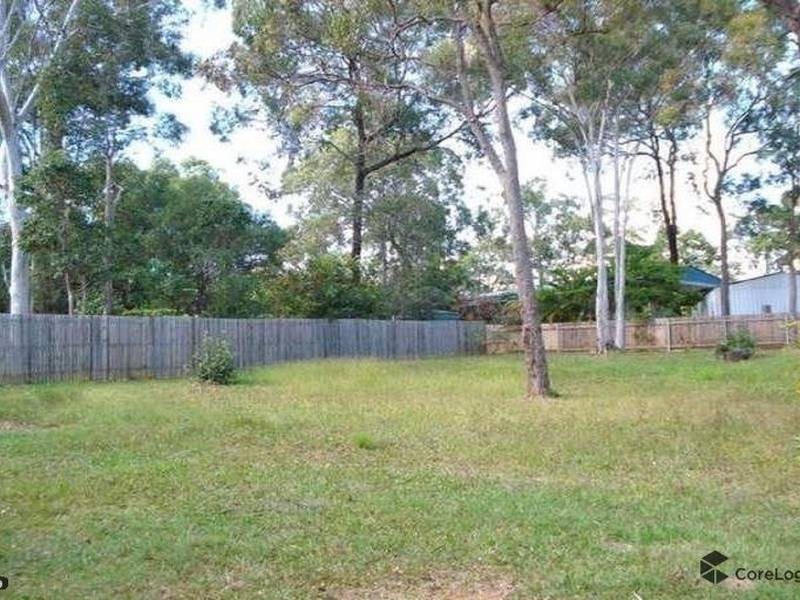 9 Lenard Street, Lamb Island QLD 4184