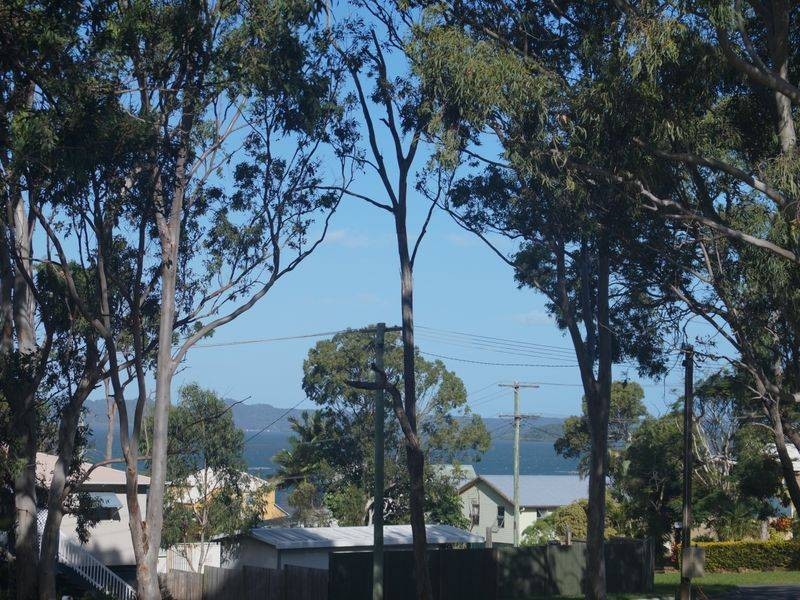 5 Alkira Street, Macleay Island QLD 4184