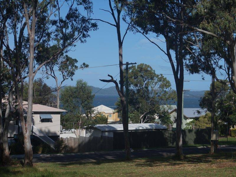 5 Alkira Street, Macleay Island QLD 4184
