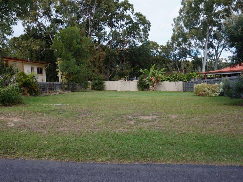 12 Dalpura Street, Macleay Island QLD 4184