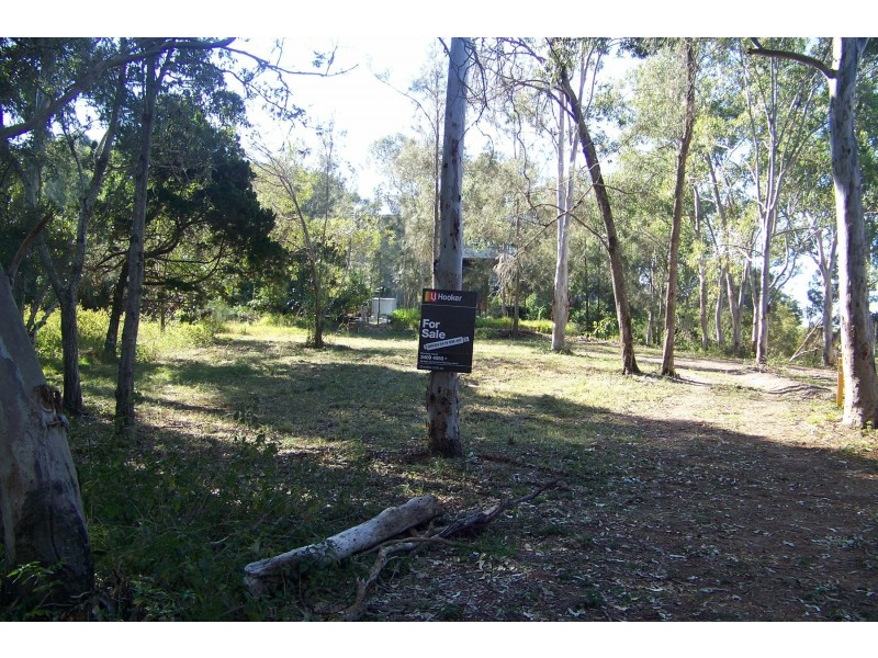 lot 40 Azure Court, Lamb Island QLD 4184