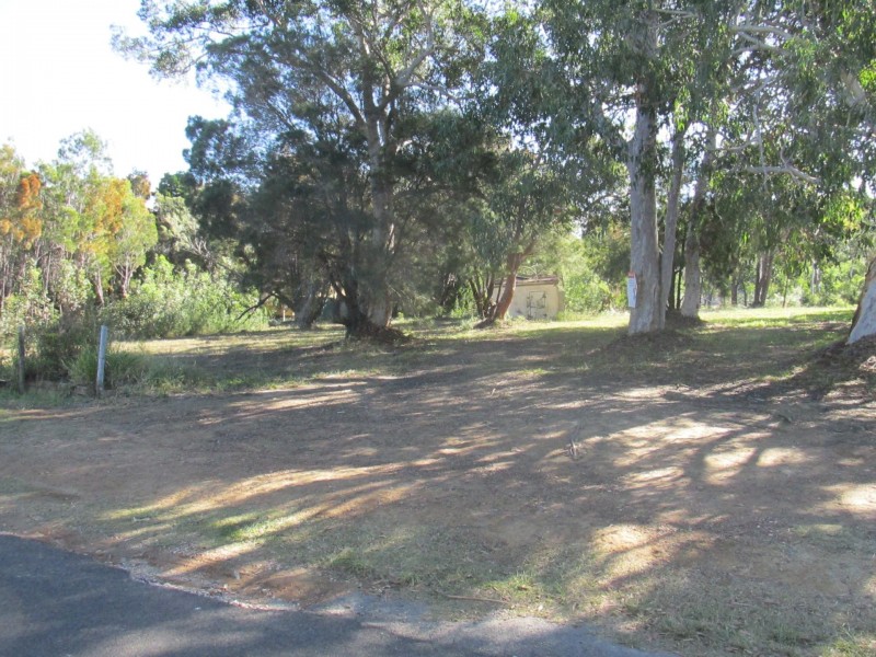9 George Street, Macleay Island QLD 4184