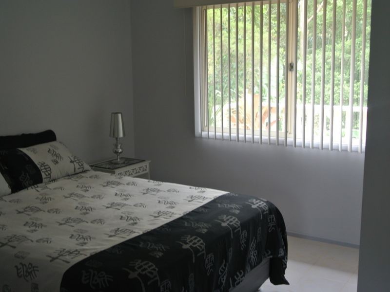 5 to 9 Barry Street, Macleay Island QLD 4184