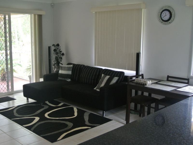 5 to 9 Barry Street, Macleay Island QLD 4184