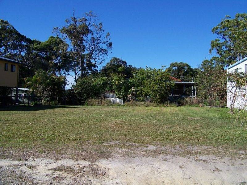 26 Udara Street, Macleay Island QLD 4184