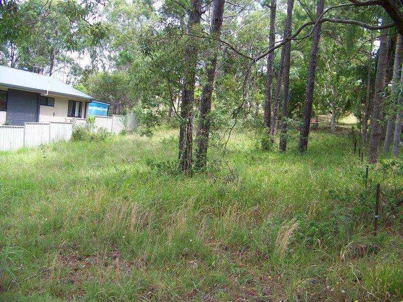 15 Paula Parade, Lamb Island QLD 4184