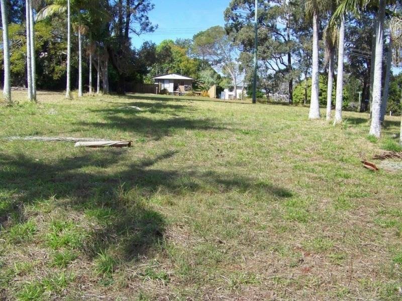 6 Cresthaven, Lamb Island QLD 4184