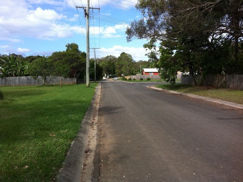 37 Crest Haven, Lamb Island QLD 4184