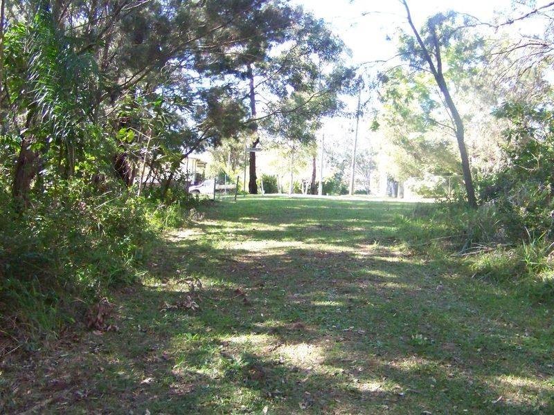 105 Perulpa Drive, Lamb Island QLD 4184
