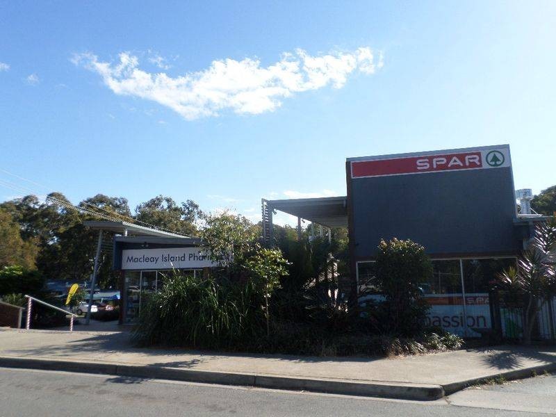 38-40 Scarborough Terrace, Macleay Island QLD 4184