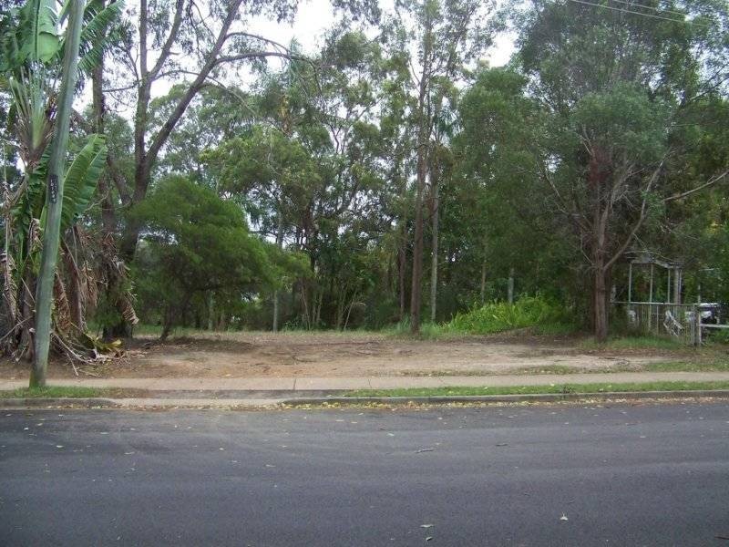 2-4 Lucas Drive, Lamb Island QLD 4184