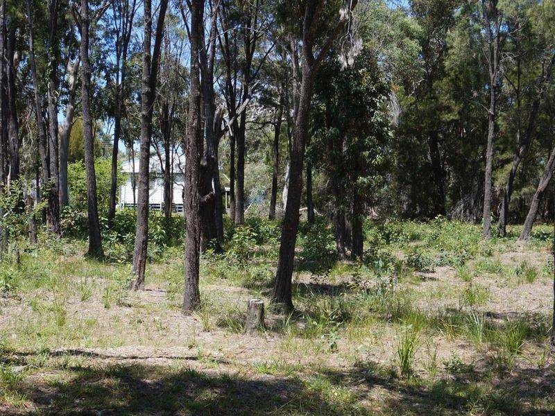 30 Florence Street, Macleay Island QLD 4184