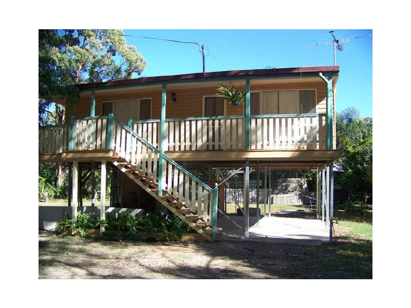 3 Betty Street, Macleay Island QLD 4184