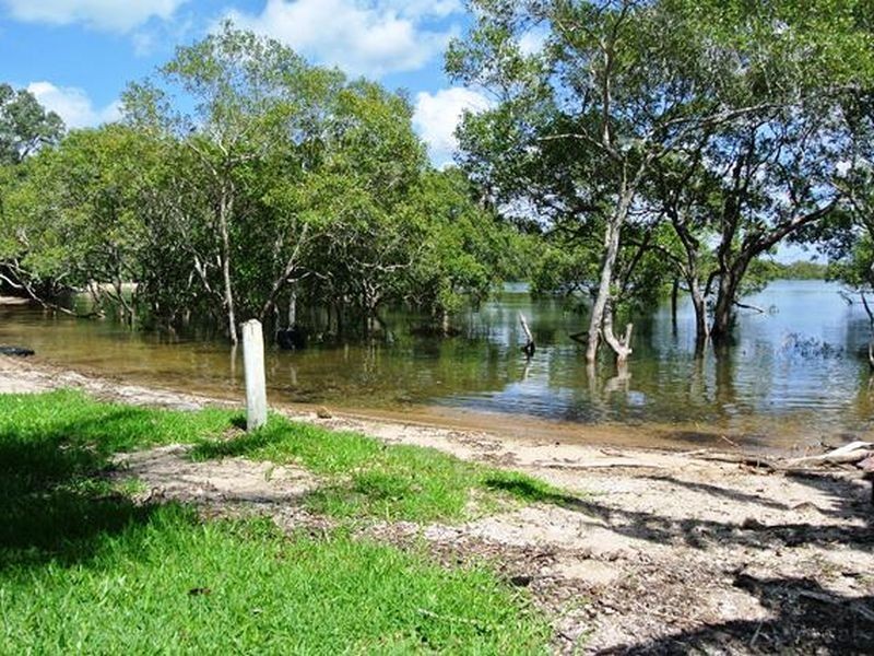 83 Coondooroopa Dve, Macleay Island QLD 4184