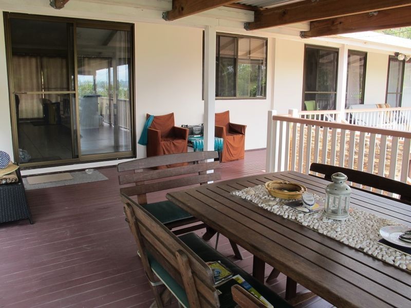 83 Coondooroopa Dve, Macleay Island QLD 4184