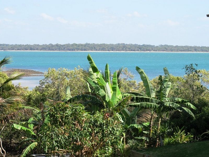 83 Coondooroopa Dve, Macleay Island QLD 4184