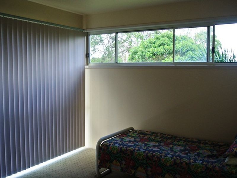 34 Eatbourne Tce, Macleay Island QLD 4184