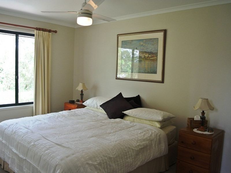 54 Beelong St, Macleay Island QLD 4184