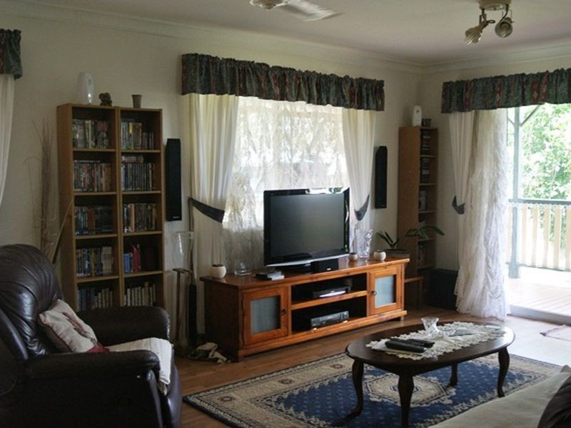 15 – 17 Marine St, Macleay Island QLD 4184