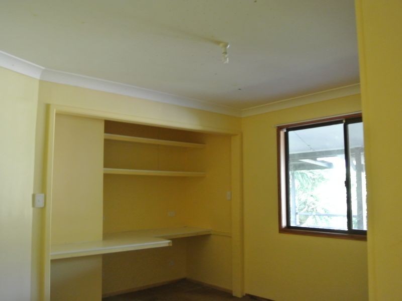 30 Vine St, Macleay Island QLD 4184