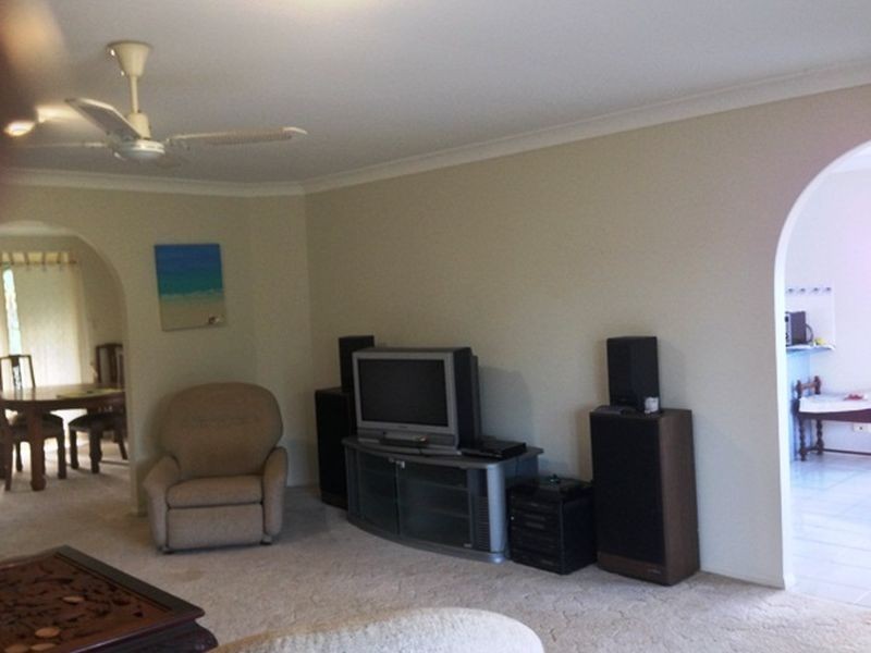 41-43 Barramundi St, Macleay Island QLD 4184