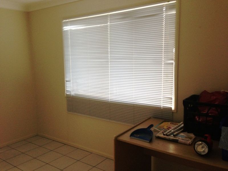 41-43 Barramundi St, Macleay Island QLD 4184