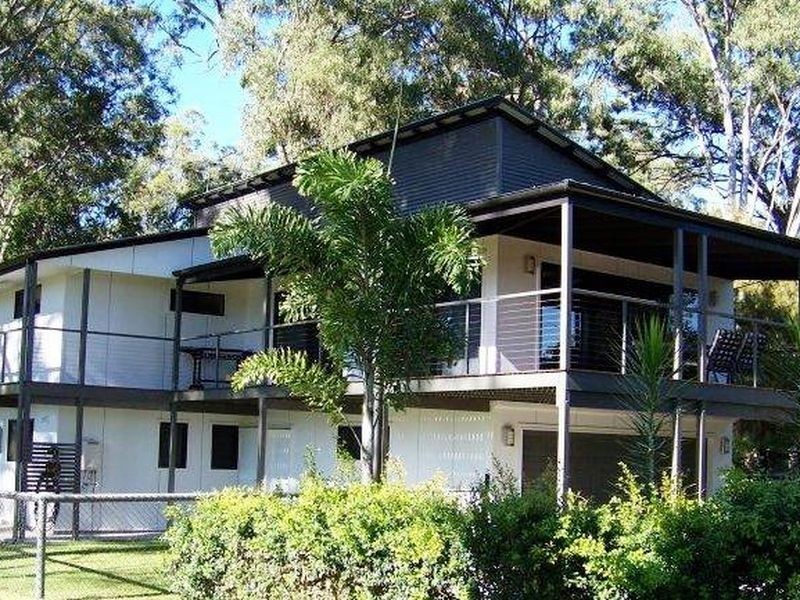 76 COONDOOROOPA DVE DVE, Macleay Island QLD 4184