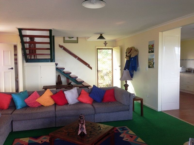 22 Coorong Street, Macleay Island QLD 4184