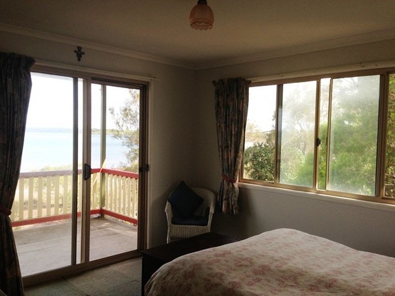 22 Coorong Street, Macleay Island QLD 4184