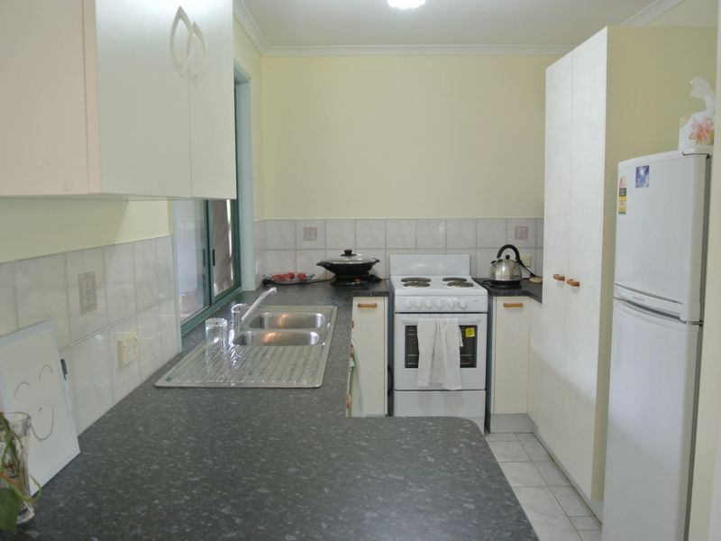 31 Scotts Road, Macleay Island QLD 4184
