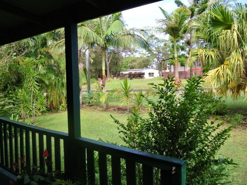 31 Scotts Road, Macleay Island QLD 4184