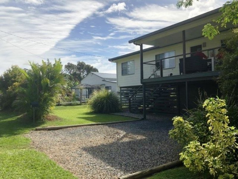 75 Scotts Road, Macleay Island QLD 4184