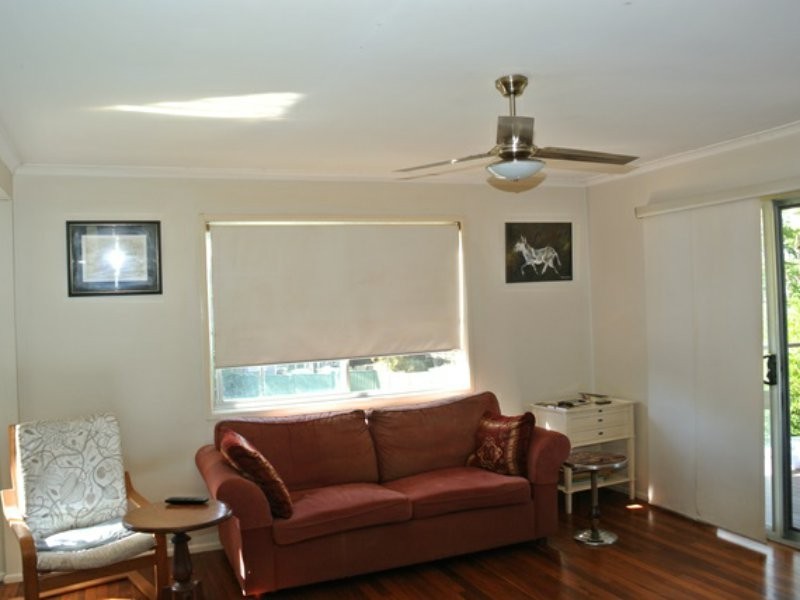 75 Scotts Road, Macleay Island QLD 4184