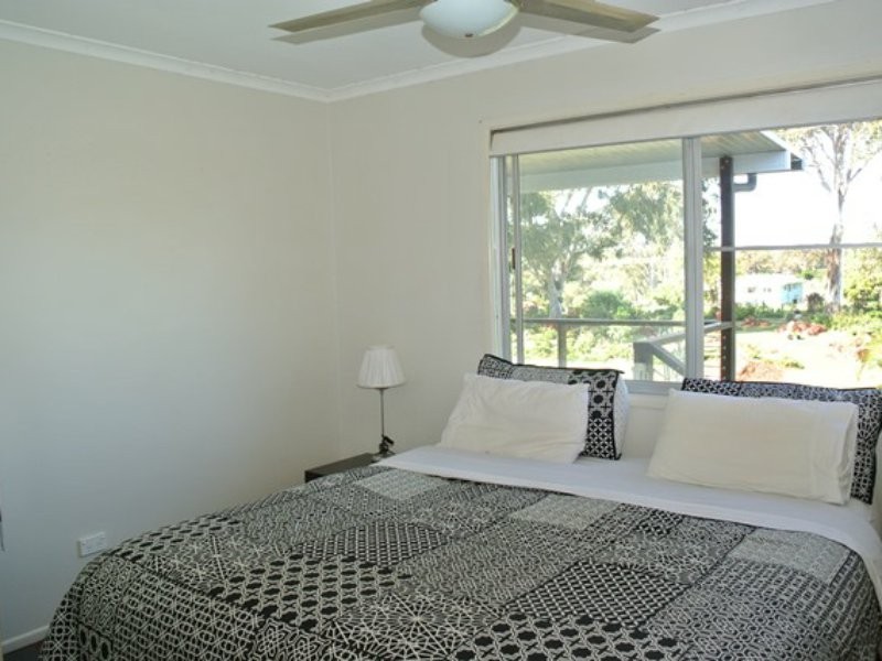 75 Scotts Road, Macleay Island QLD 4184