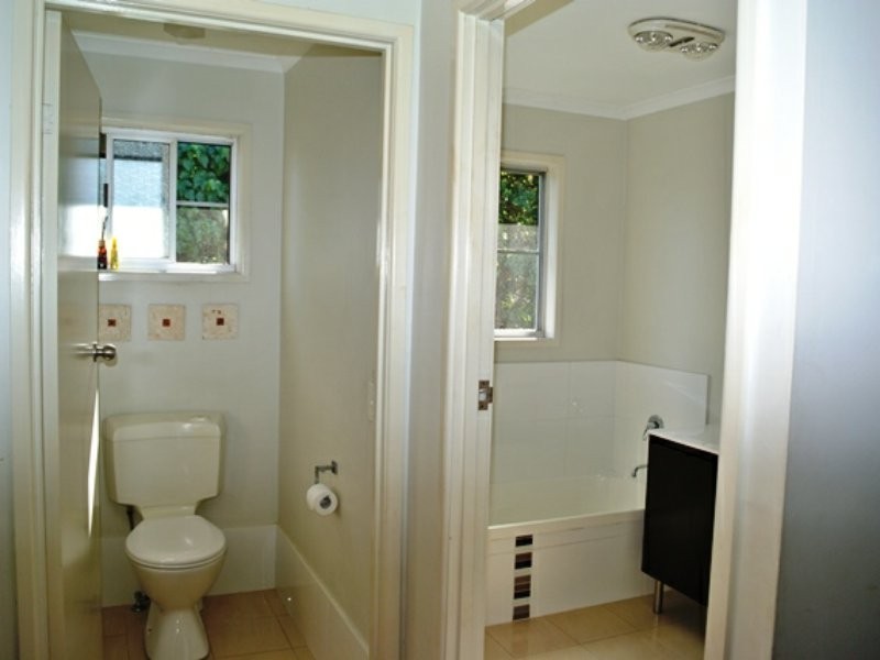 75 Scotts Road, Macleay Island QLD 4184