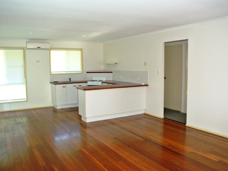 23 Blue Waters Crescent, Macleay Island QLD 4184