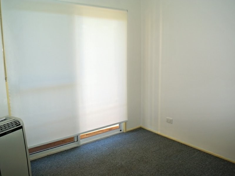 23 Blue Waters Crescent, Macleay Island QLD 4184