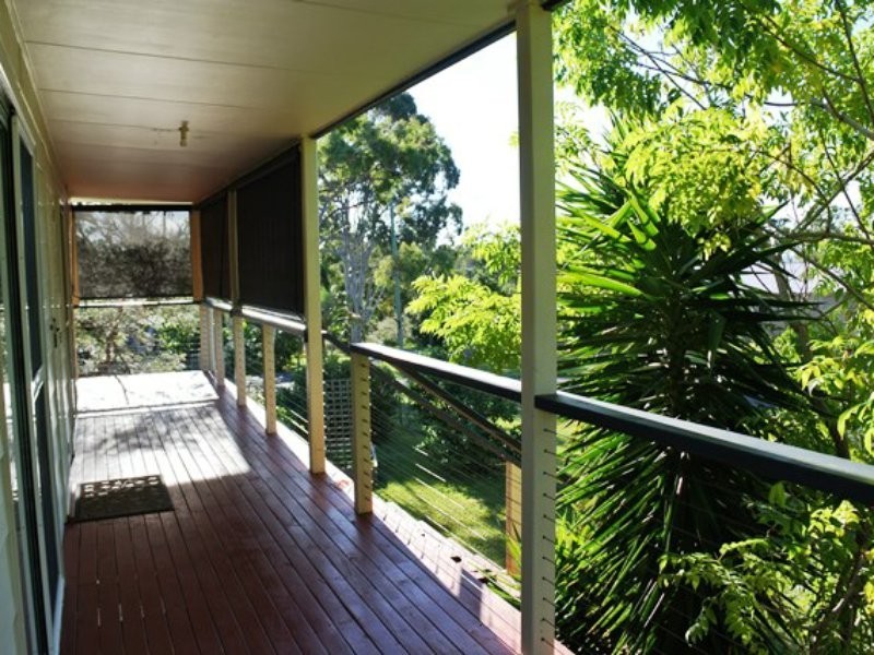 23 Blue Waters Crescent, Macleay Island QLD 4184