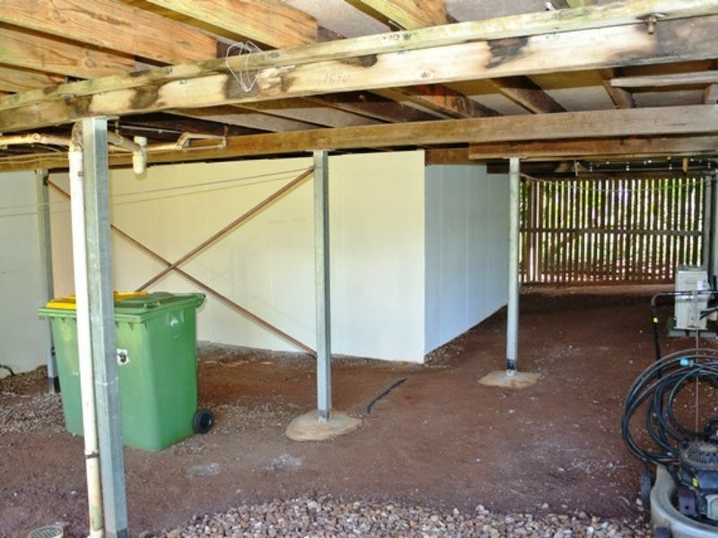 23 Blue Waters Crescent, Macleay Island QLD 4184