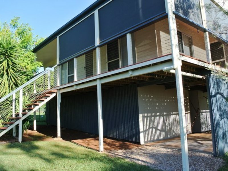 23 Blue Waters Crescent, Macleay Island QLD 4184