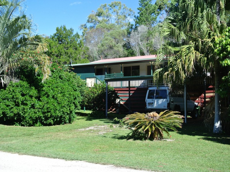 18 Granadilla Street, Macleay Island QLD 4184