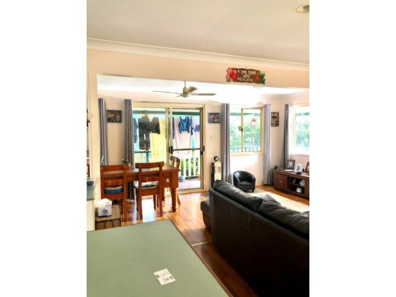 18 Granadilla Street, Macleay Island QLD 4184