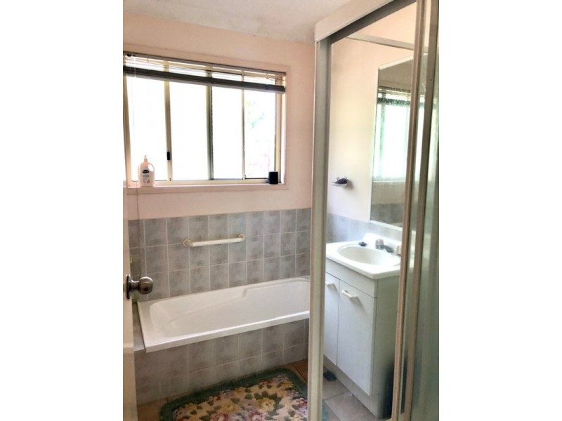 18 Granadilla Street, Macleay Island QLD 4184