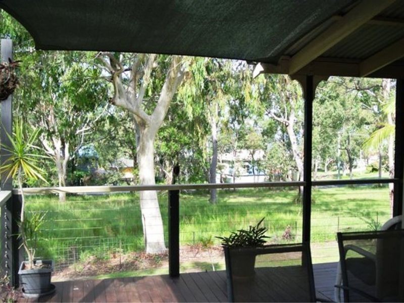 12 Ilya, Macleay Island QLD 4184