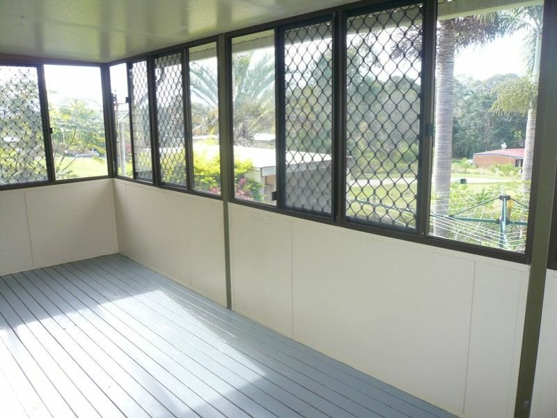 1 Allambie Street, Macleay Island QLD 4184