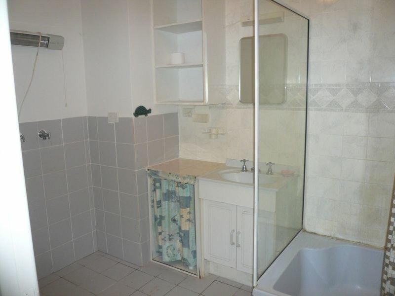 1 Allambie Street, Macleay Island QLD 4184
